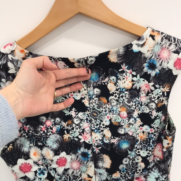 French Connection fitted dress size 8 - Picture 5 of 8